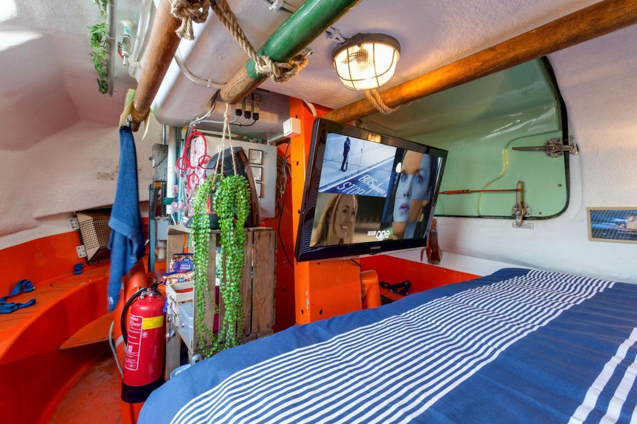 Polarstern - Unique Boatstay! 莫尼肯达姆 外观 照片